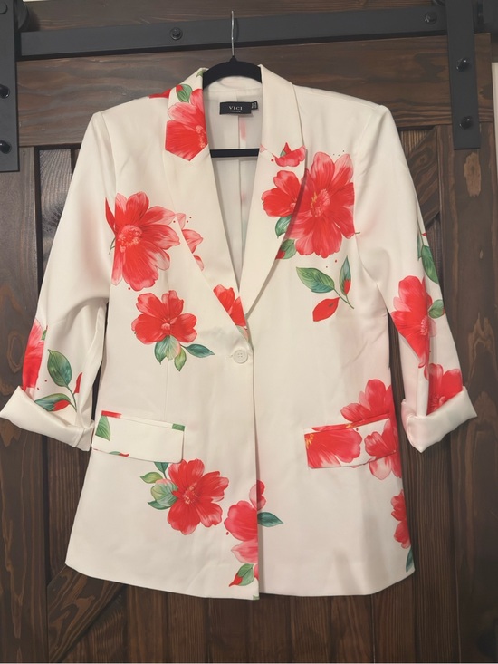 Vici Jackets & Blazers - Vici Oversized White Blazer with Red Floral Print